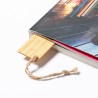 Marcapáginas insertado en un libro